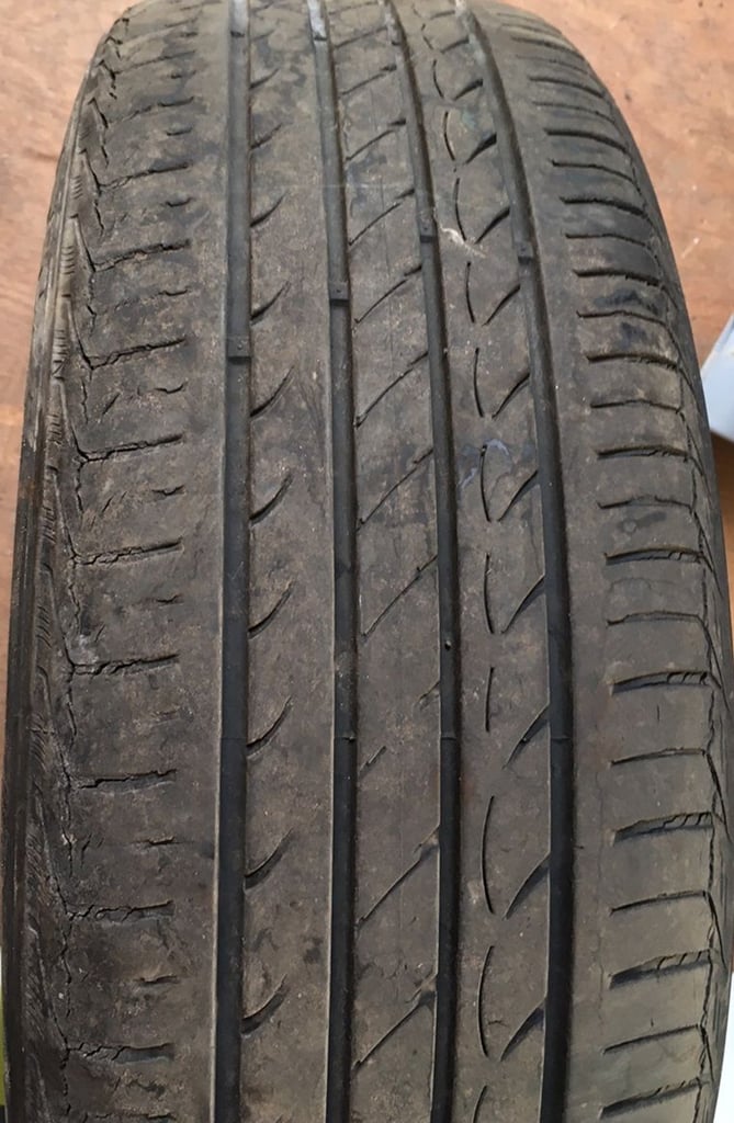 1 x Seat / VAG alloy / spare wheel & tyre. 185 60 R15. Eccles, Manchester