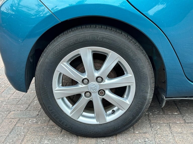 2013 Toyota Yaris 1.33 Dual VVT-i TR Euro 5 5dr HATCHBACK Petrol Manual