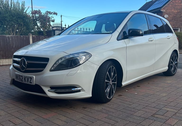 Mercedes-Benz, B CLASS, MPV, 2012, Manual, 1796 (cc), 5 doors