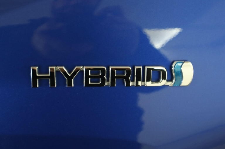 2020 Toyota C-HR 1.8 VVT-h Dynamic CVT Euro 6 (s/s) 5dr HATCHBACK PETROL/ELECTRIC Automatic