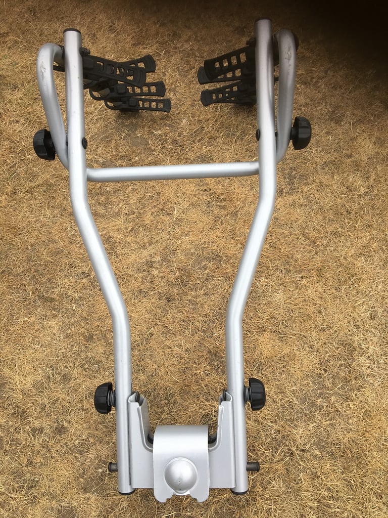 Thule 4-bike hanging towbar bike rack. VGC          