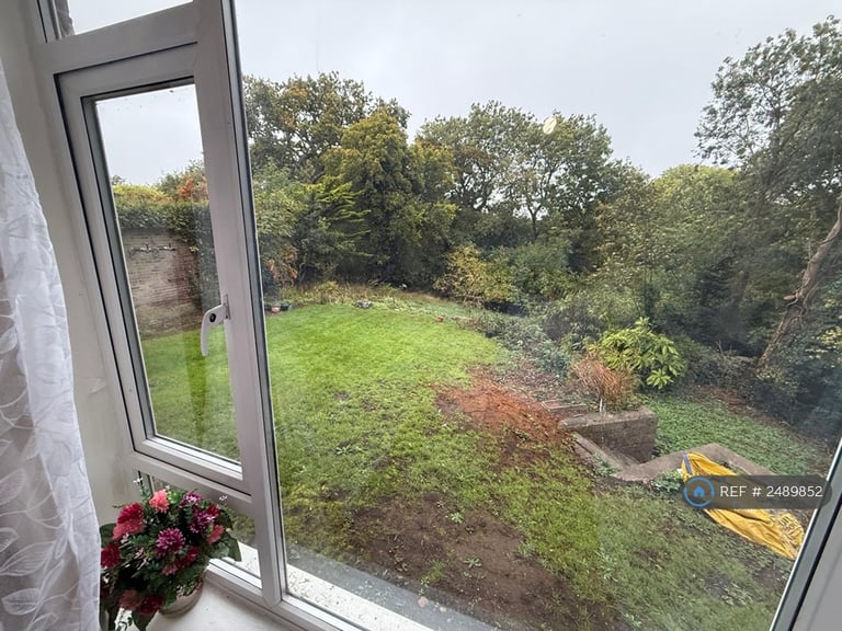 2 bedroom flat in Arnolds Way, Oxford, OX2 (2 bed) (#2489852)