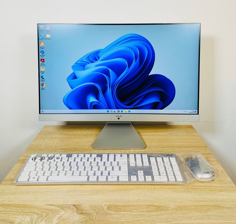 Brand NEW! Asus i3 11thGen 128SSD+ 1000GB 8GB All in 1 Pc Desktop Computer, Boxed