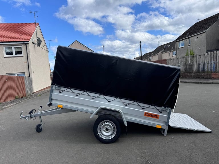 BRAND NEW 7,7ft X 4,2ft SINGLE AXLE TRAILER WITH FRAME,COVER AND RAMP