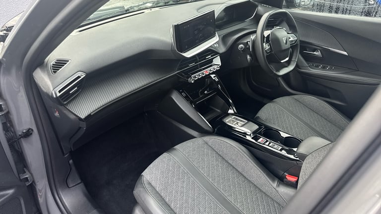 2024 Peugeot 2008 1.2 PureTech Allure SUV 5dr Petrol EAT Euro 6 (s/s) (130 ps) SUV Petrol Automatic