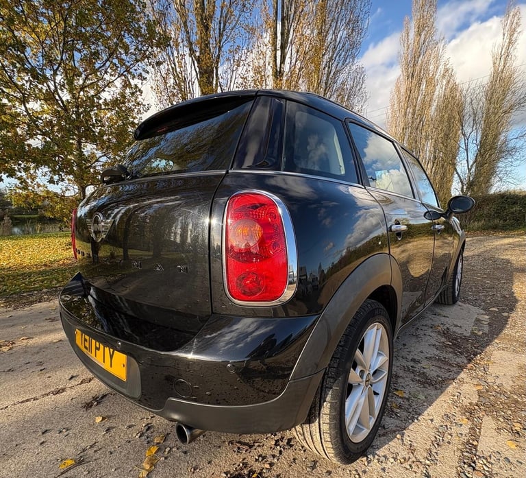 2011 MINI Countryman 1.6 Cooper D Euro 5 (s/s) 5dr HATCHBACK Diesel Manual