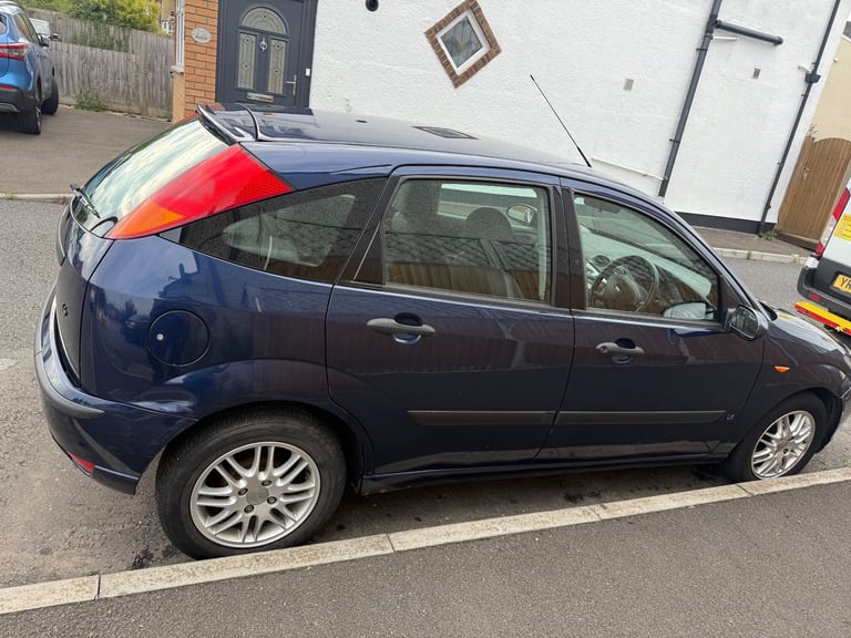 Ford, FOCUS, Hatchback, 2004, Manual, 1596 (cc), 5 doors