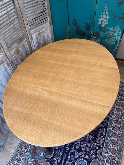 Gorgeous antique oak gate leg dining table – local delivery 