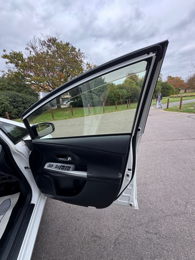 2022 Toyota Prius+ 1.8 VVTi Excel+ 5dr CVT Auto MPV PETROL/ELECTRIC Automatic