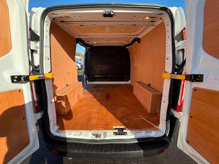 2019 Ford Transit Custom 2.0 300 EcoBlue Panel Van 5dr Diesel Manual L1 H1 Euro 6 (105 ps) Panel ...