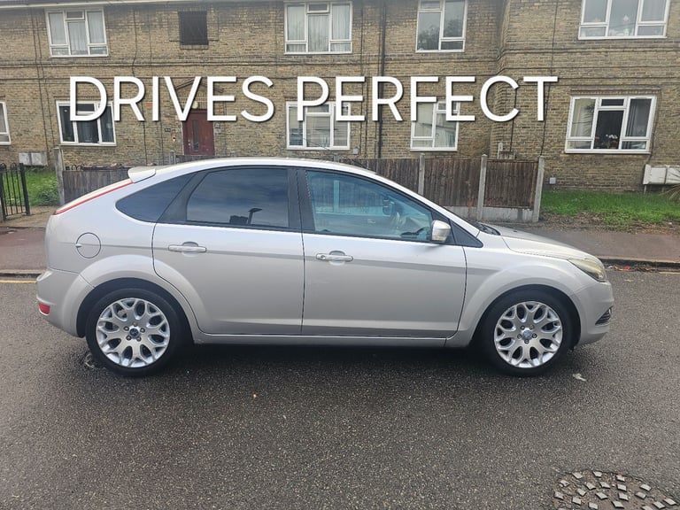 focus 1.6 zetec F.S.H NEW CLUTCH NEW CAMBELT LONG MOT JUNE 2026 DRIVES AN LOOKS PERFECT 