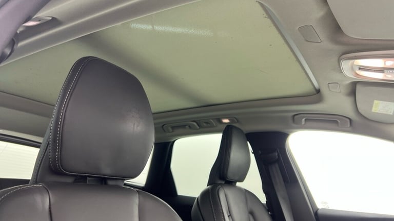 2022 Volvo XC60 Ultimate, B5 AWD mild hybrid, Petrol, Dark Estate Petrol Automatic