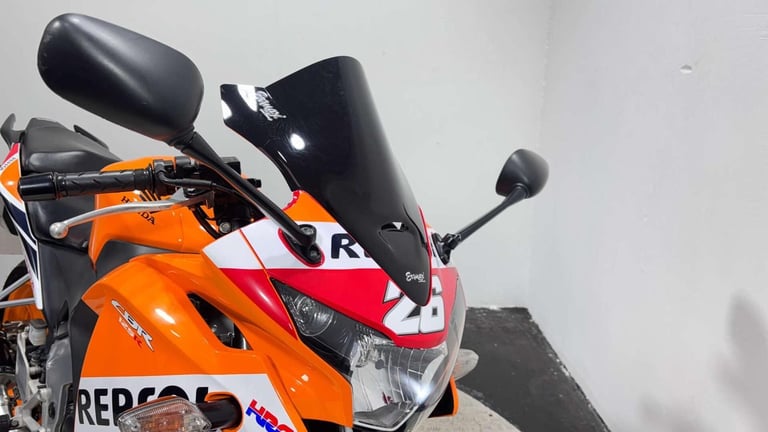 Honda CBR REPSOL 2017 7K SERVICED WARRANTY MOT 125CC SPORT BIKE