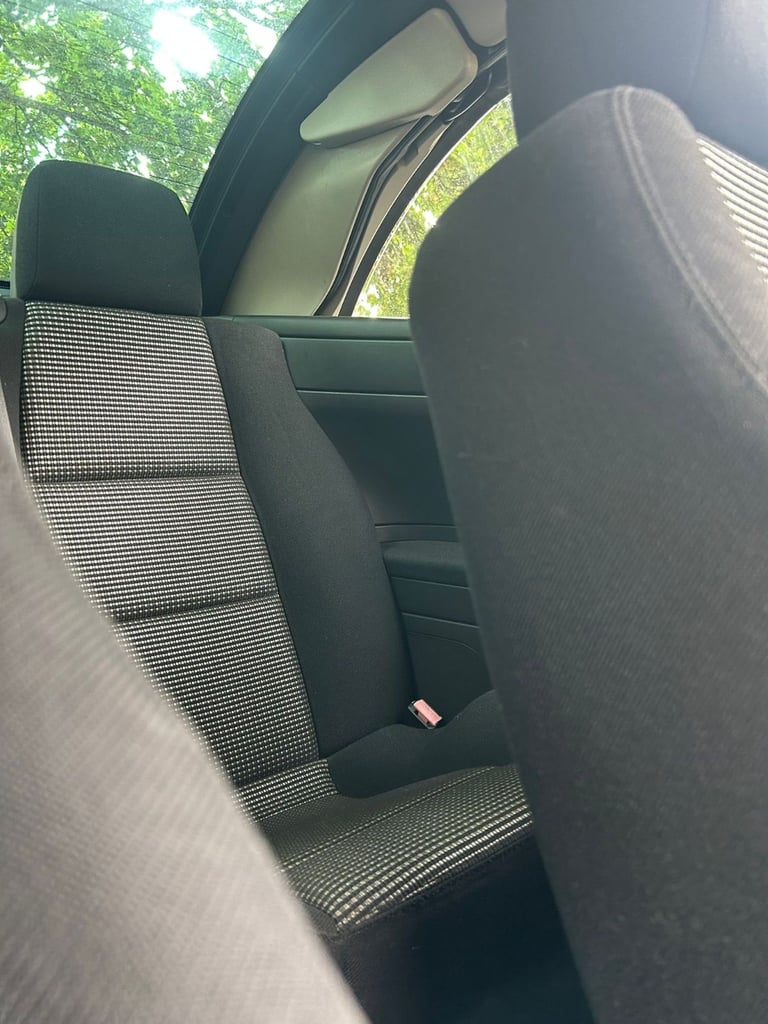 Peugeot, 307, Convertible, 2004, Manual, 1997 (cc),2 doors - Image 4