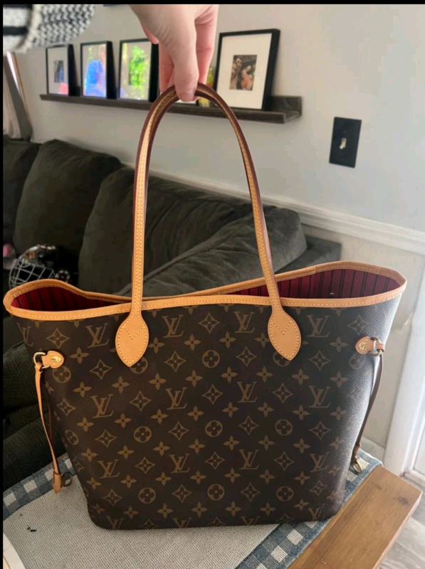Louis Vuitton Neverfull Bags for sale in Guilford, Pennsylvania, Facebook  Marketplace