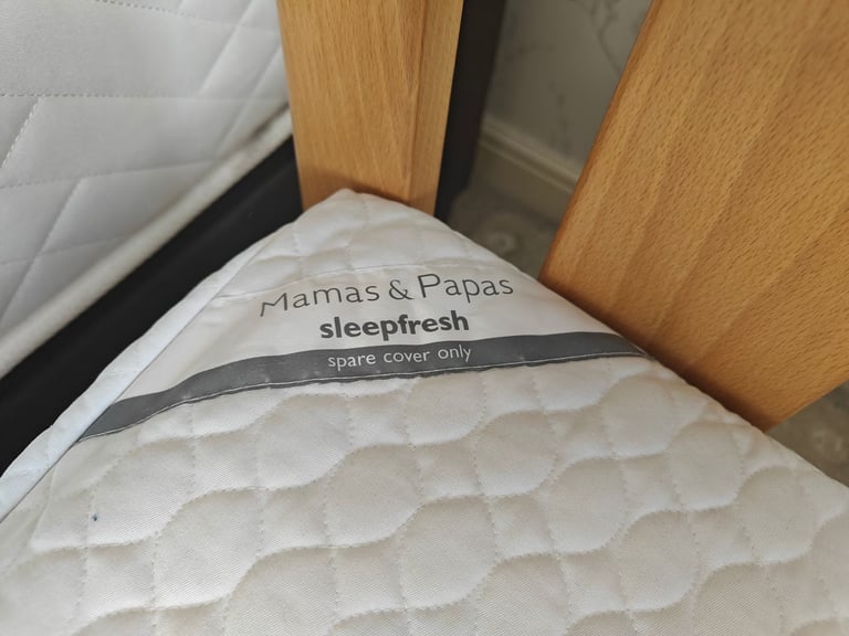 Mamas and Papas cot bed 