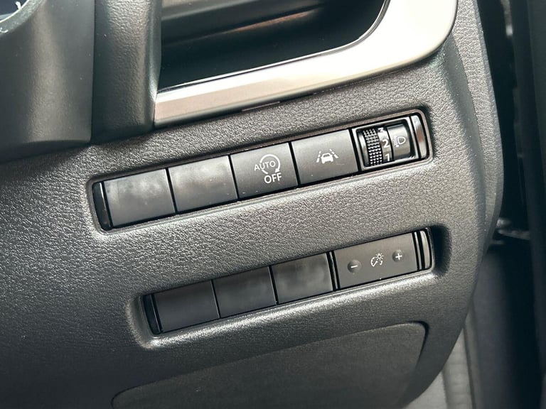 2023 Nissan Qashqai 1.3 DIG-T MHEV N-Connecta SUV 5dr Petrol Hybrid Manual Euro 6 (s/s) (140 ps S...