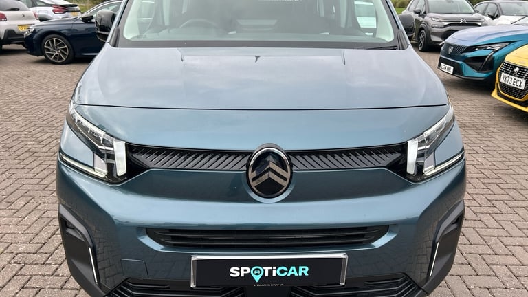 2025 Citroen Berlingo 1.5 BlueHDi 130ps Plus [5 seat] EAT8 WINDOW VAN DIESEL Automatic