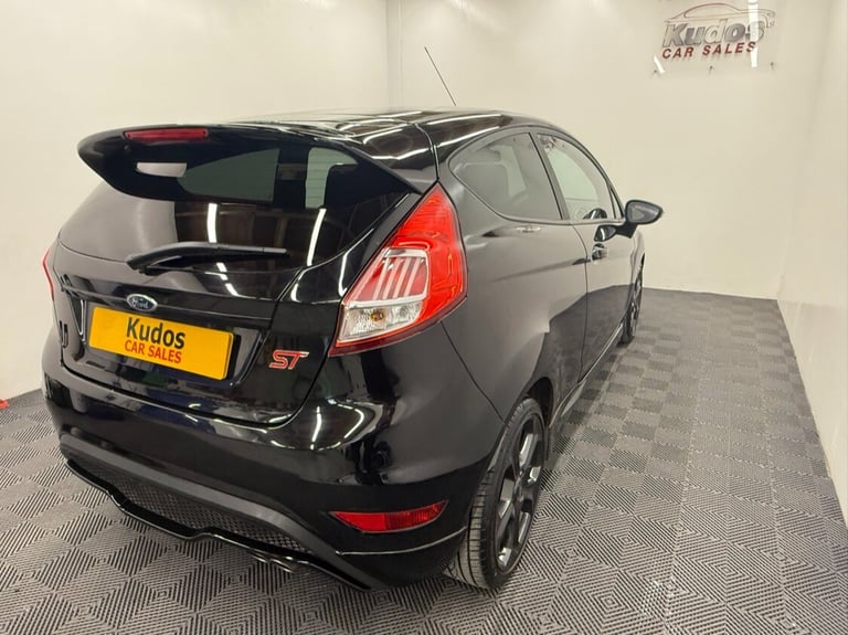 2017 Ford Fiesta 1.6 ST-3 3dr - 55900 miles - NAV - CRUISE - FSH HATCHBACK Petrol Manual
