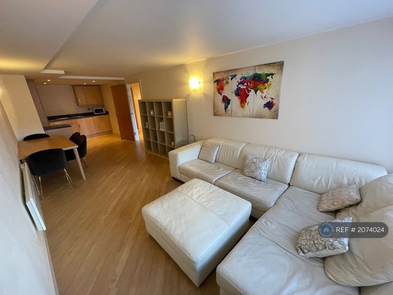 1 bedroom flat in Abacus Building, Birmingham, B12 (1 bed) (2074024