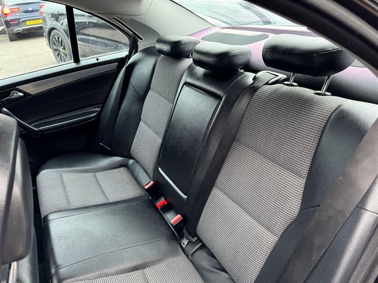 2006 Mercedes-Benz C-Class 1.8 Kompressor Avantgarde SE 4dr Saloon Petrol Automatic