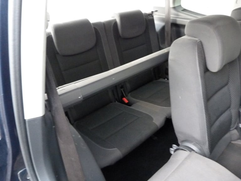 2015 Volkswagen Touran 1.6 TDI 105 BlueMotion Tech SE 5dr MPV Diesel Manual
