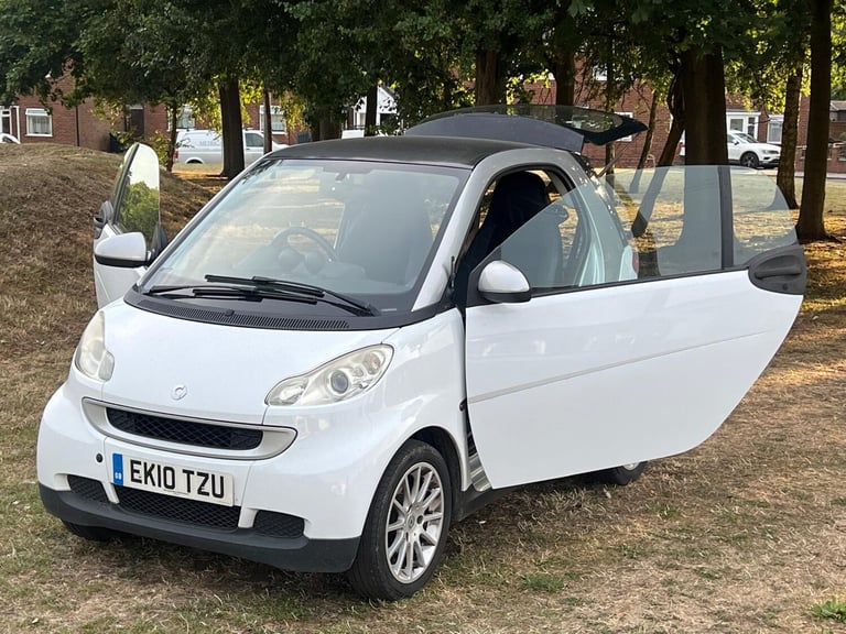 2010 smart fortwo CDI Passion 2dr Softouch Auto [Luxury Pack] [2010] COUPE Diesel Automatic