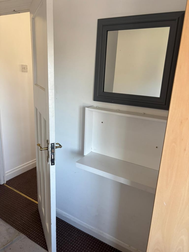 Spacious and Cosy Double Room for Rent in - UB7 9HN