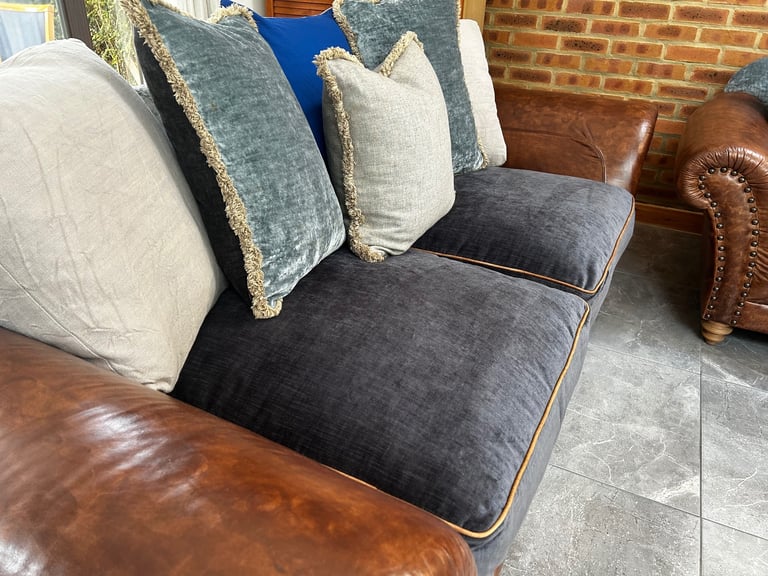 Tetrad Northwood Leather Sofa and Footstool Set ( delivery ) 