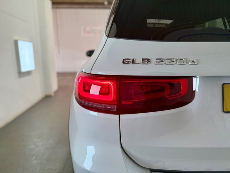 2023 73 MERCEDES-BENZ GLB 2.0 GLB220D AMG LINE NIGHT EDITION (PREMIUM PLUS) SUV 