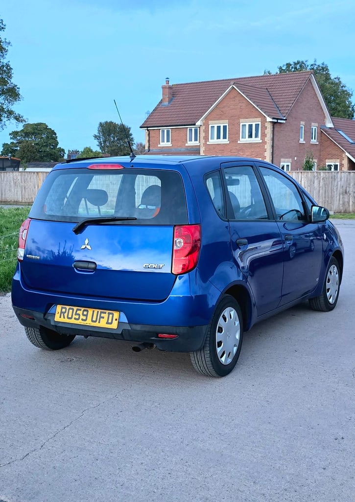 Mitsubishi, COLT, Hatchback, 2009, Manual, 1124 (cc), 5 doors