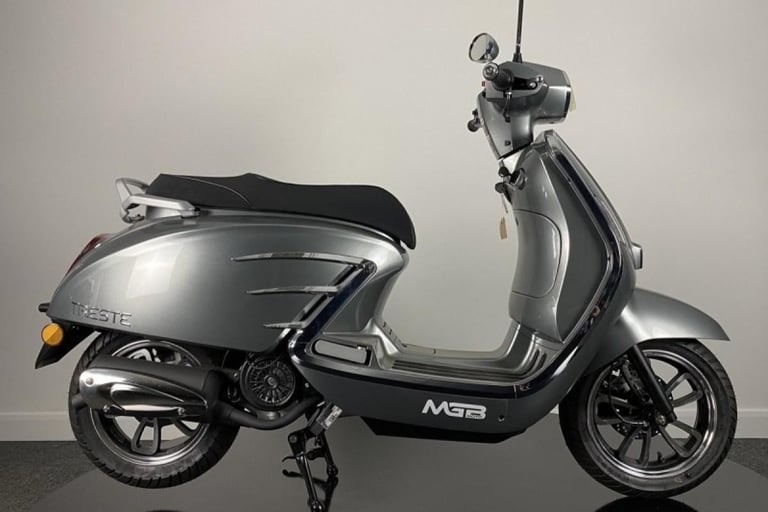 NEW MGB Trieste 125cc Scooter Affordable Reliable Commuter A1 Licence Learner