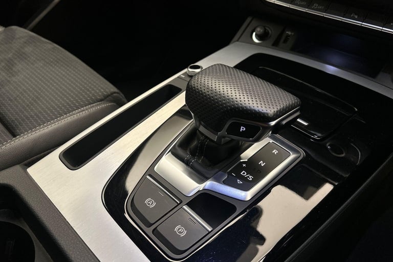  Audi Q5 S line 45 TFSI quattro 265 PS S tronic Petrol Automatic