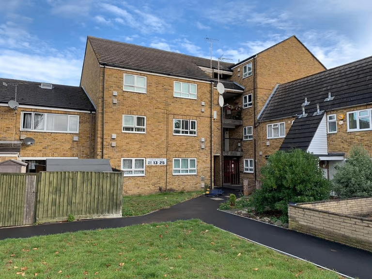 It's a shared flat with common key facilities (Shower, Toilet and Kitchen) TW4 7BX.