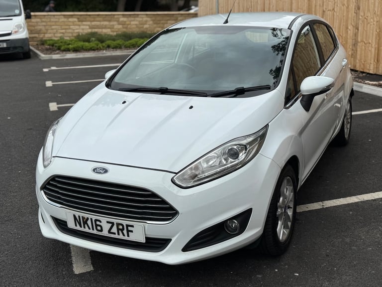2016 Ford Fiesta 1.25 82 Zetec 5dr HATCHBACK Petrol Manual