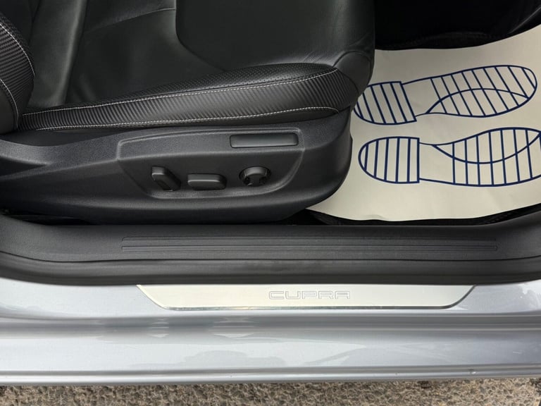 2019 SEAT Leon TSI CUPRA LUX DSG - ADAPTIVE CRUISE CONTROL -FULL SERVICE HISTORY Hatchback Petrol...