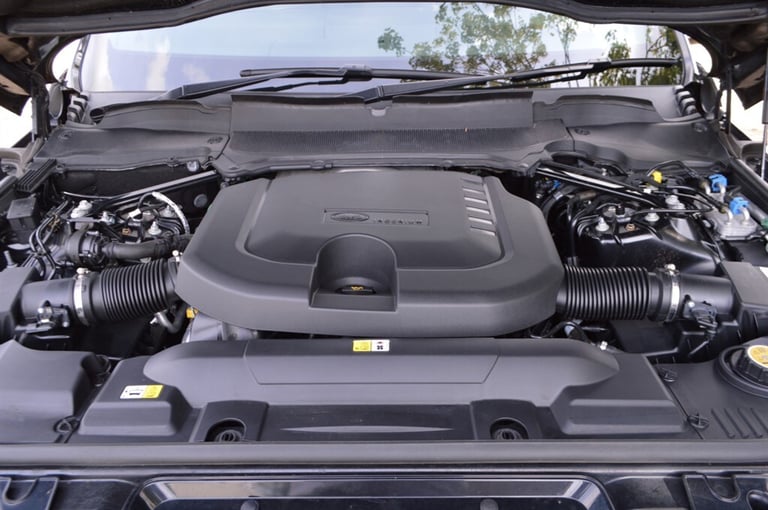 2022 Land Rover Range Rover Sport 3.0 D300 MHEV HSE Dynamic Black SUV 5dr Diesel Auto 4WD Euro 6 ...