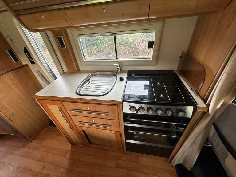 Motorhome autotrail scout se 6 berth u shape lounge 