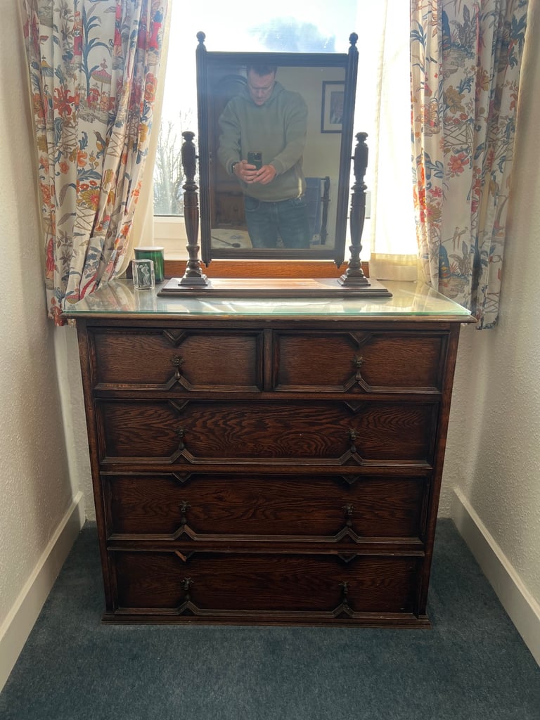 Antique Bedroom Set 