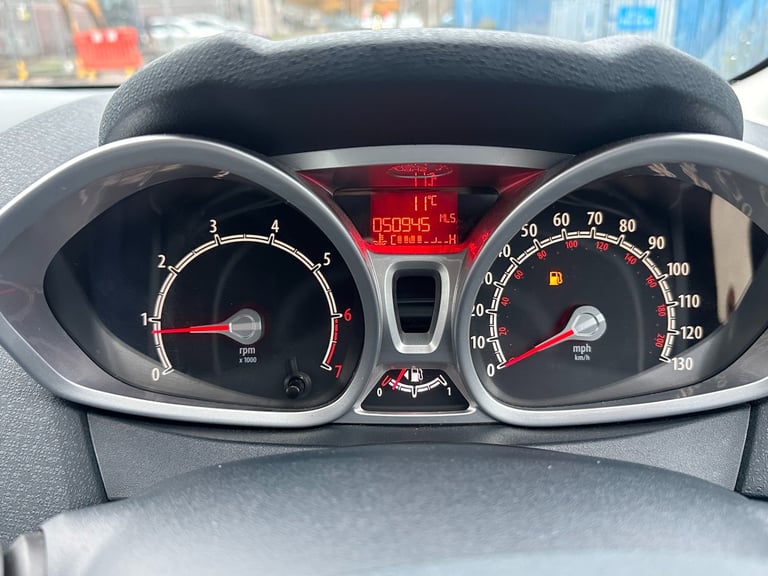 2012 Ford Fiesta 1.4 Zetec 5dr HATCHBACK Petrol Manual