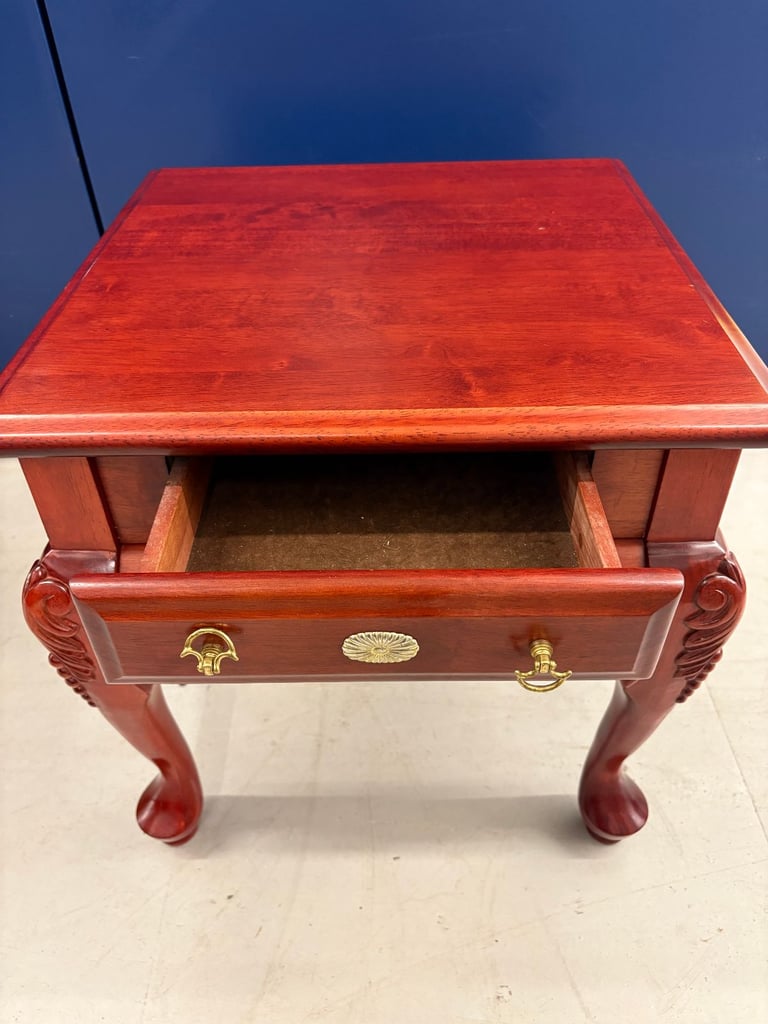 Beautiful Solid Wood Queen Anne style Side Table with drawer.