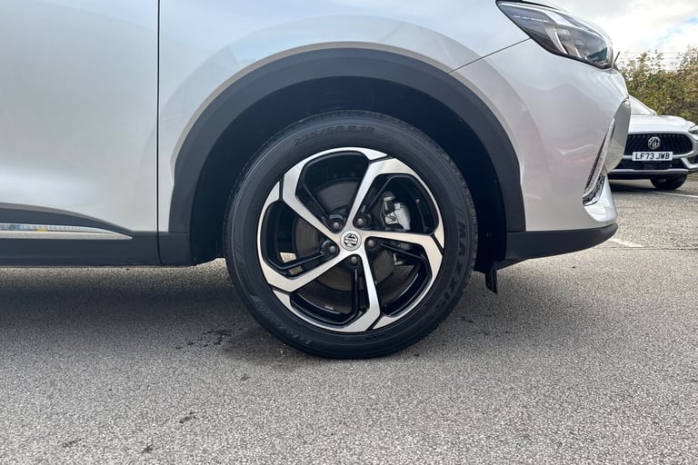 2023 MG MG HS 103408 Hatchback Automatic