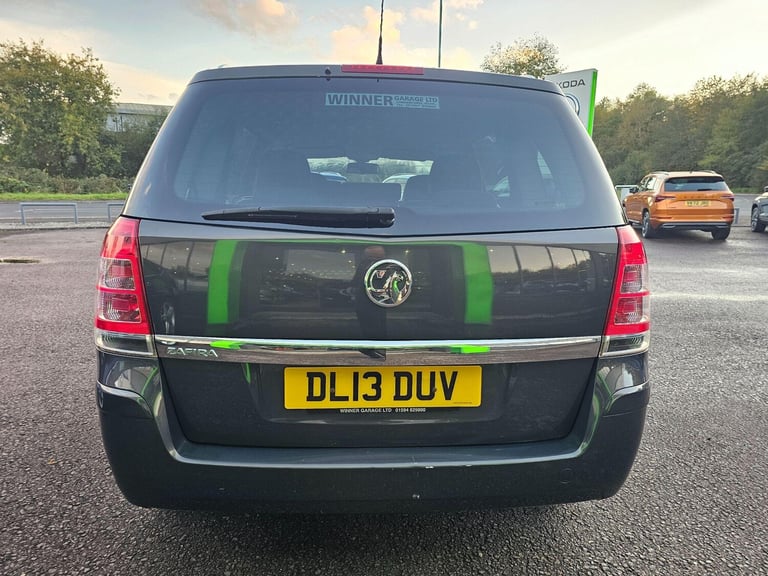 2013 Vauxhall Zafira 1.7 CDTi ecoFLEX Design Euro 5 5dr (SNav) MPV Diesel Manual