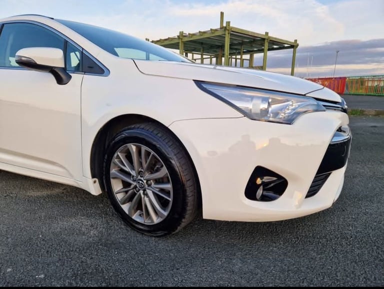 Toyota, AVENSIS, Estate, 2017, Manual, 1598 (cc), 5 doors