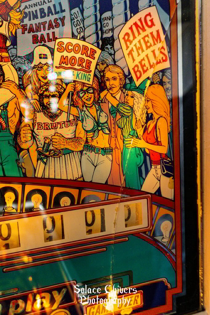 Elton John Arcade pinball machine Captain Fantastic KEN RUSSELL signed  