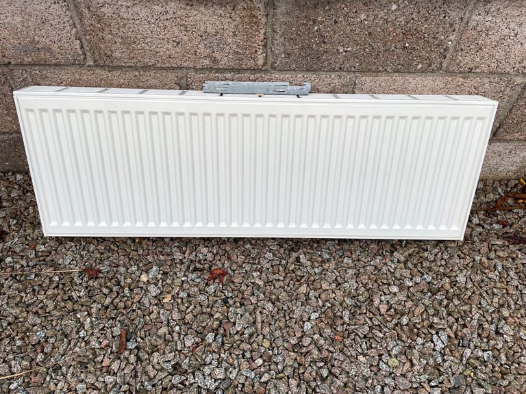 image for 1200mm wide x 400mm high, double panel (K2) Radiator