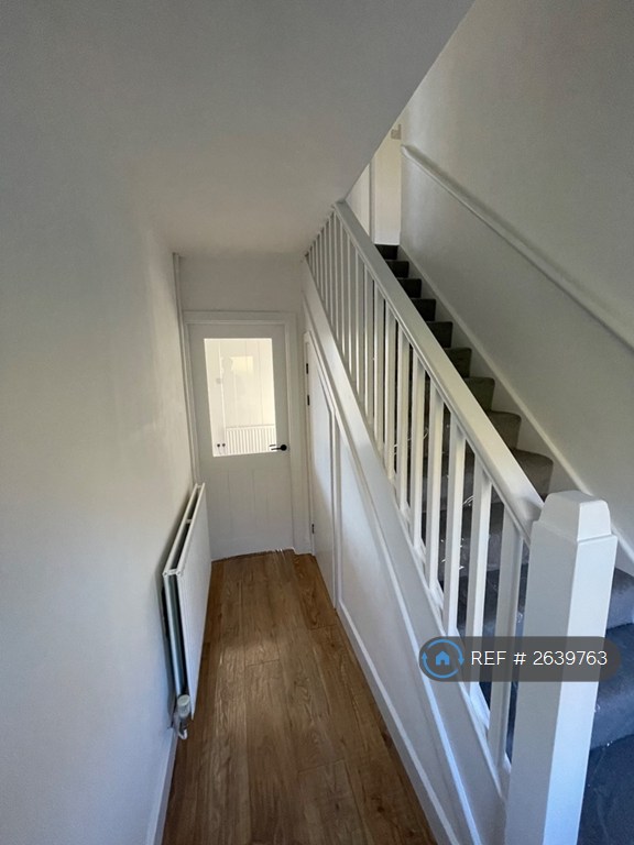 3 bedroom house in Channel View, Risca, Newport, NP11 (3 bed) (#2639763)
