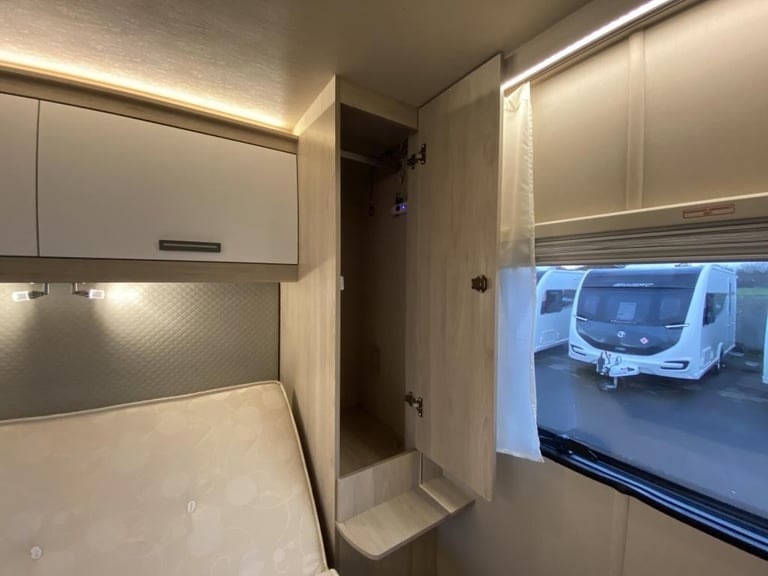 2022 AUTO-TRAIL F-LINE F-74 LUXURY MOTORHOME