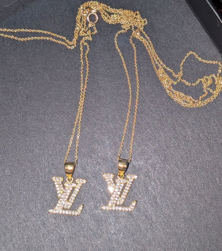 image for 10CT YELLOW GOLD MATCHING COUPLES CABLE CHAIN NEW WITH A FREE PENDANT