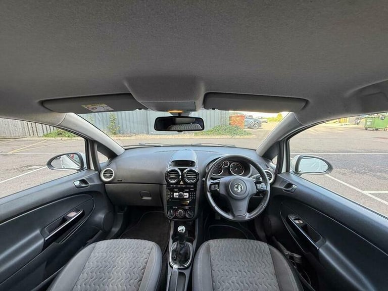 2015 Vauxhall Corsa 1.2 SE 5dr HATCHBACK PETROL Manual